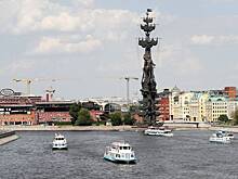 Москвичам пообещали кратковременный «визит лета»