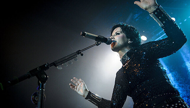 Музыканты The Cranberries выпустили новую песню в годовщину смерти вокалистки