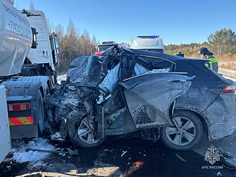 Смертельное ДТП в Шимановском округе: при столкновении с бензовозом погибли 4 человека