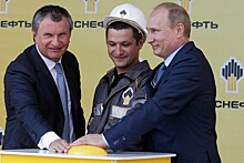 Сечин направил поздравление с Днем работников нефтяной и газовой промышленности