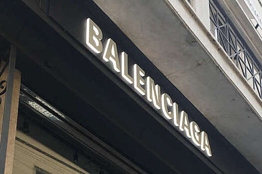 Модный дом Balenciaga создал костюмы для Королевской оперы Лондона
