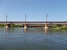 Красноярская железная дорога провела реконструкцию моста через Ману