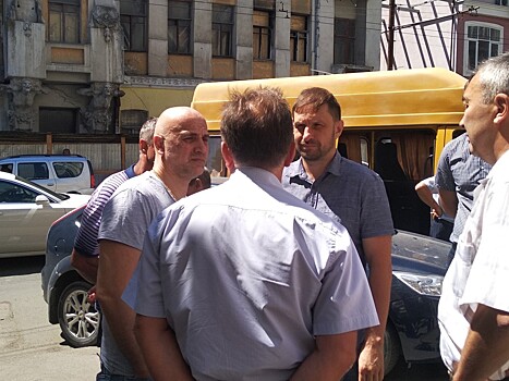 В Саратов приехал писатель Захар Прилепин