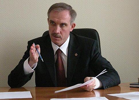 Ульяновский губернатор оскорбился сравнением с Гитлером и инициировал обыски у активистов