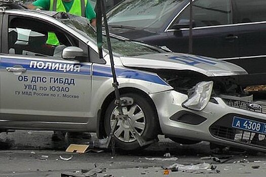 Россиянин получил срок за повреждение служебных полицейских автомобилей
