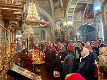 4 ноября в Покровском соборе Самары прошли божественная литургия и крестный ход