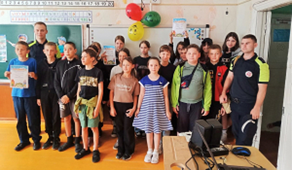 Липецкие школьники продолжают осваивать дорожную грамоту в летних лагерях