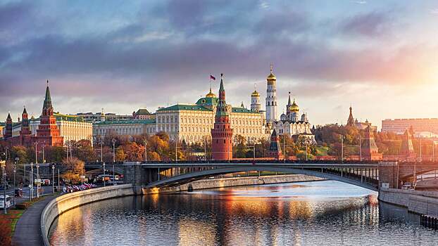 Луиш Фигу: «Москва – отличный город. Мне здесь комфортно и хорошо, тут живут доброжелательные люди»
