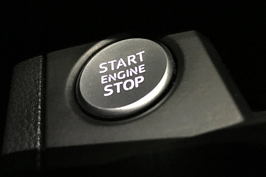 Четыре кнопки в салоне авто, о значении которых мало кто догадывается