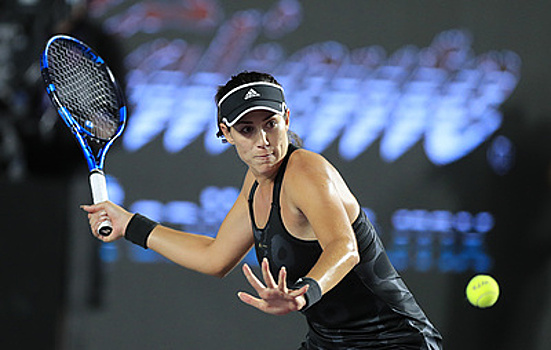 Мугуруса обыграла Бадосу и вышла в финал Итогового турнира WTA