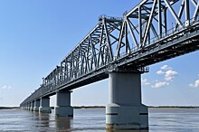 Открыто движение по российско-китайскому мосту через Амур