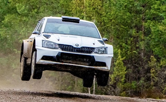 Валттери Боттас протестировал раллийную Skoda Fabia