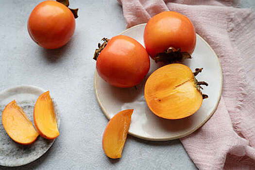 Врач Денисенко: хурма поможет продлить молодость