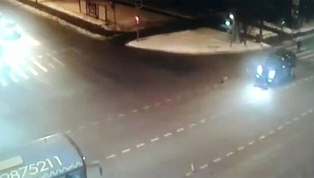 Чиновник Януковича не пощадил близняшек