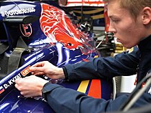 Глава «Торо Россо» призвал Квята быть сдержаннее