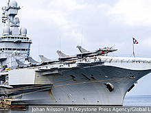 Франция направила авианосец «Шарль де Голль» в Средиземное море из Балтики