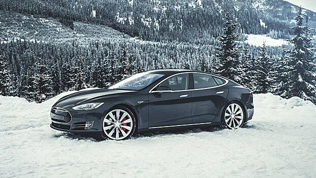 «Тесла» решила передумала обновлять седан Model S