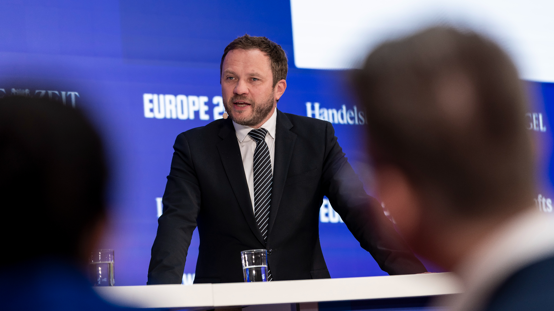 Прежде чем уснуть: смелое заявление главы МИД Эстонии и приказ Трампа по иранским кораблям