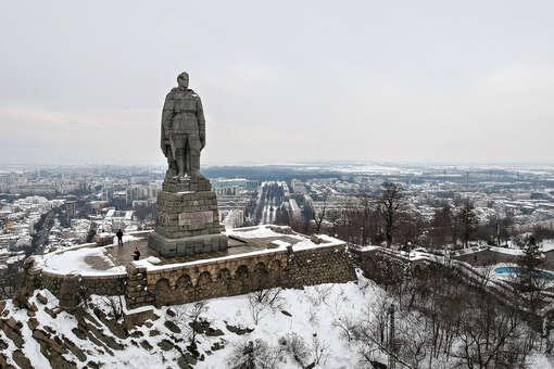 В Болгарии прошел форум в защиту памятника советскому солдату «Алеша»