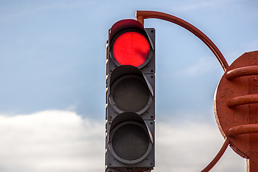 Светофор временно погаснет на перекрестке в Кемерове