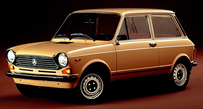 Autobianchi A 112 — надежный и комфортабельный автомобиль прошлого столетия