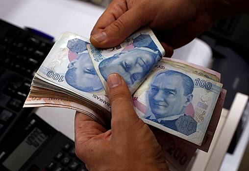 В Турции приготовились к снижению курса лиры еще на треть