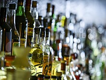 В российском регионе утвердили закон о продаже алкоголя по два часа в день