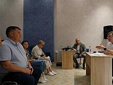 Дмитрий Азаров встретился со старшими по домам микрорайона Крутые Ключи в Самаре