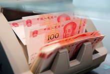 Банки стали завлекать россиян вкладами в юанях