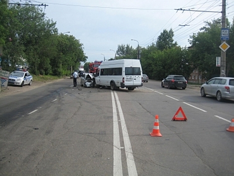 В минувшие выходные в Иркутске произошло 4 ДТП, в которых 2 человека погибло и 20 ранено