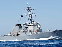 Адмирал призвал вытеснить американские суда из Черного моря