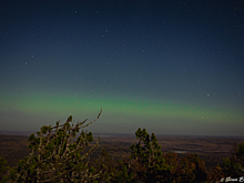 «Камеру со штативом взял не напрасно»: екатеринбургский фотограф запечатлел на Урале северное сияние