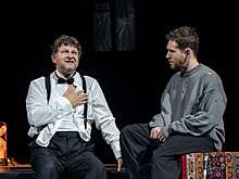 Спектакль о победной силе любви: в Театре им. Гоголя представили "Старшего сына"