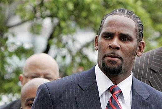 Певца R. Kelly арестовали за 10 изнасилований