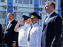 В Астрахани возложили венки и цветы к памятнику Пограничников-защитников рубежей Отечества