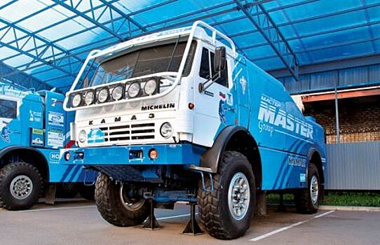 Спортивные грузовики КамАЗ для ралли «Дакар»
