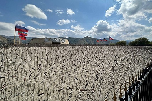 Инсталляция из 30 тыс. стреляных гильз открылась в горах Карачаево-Черкесии