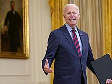 А ну-ка, Байден, дай свой чемоданчик! Ядерный...