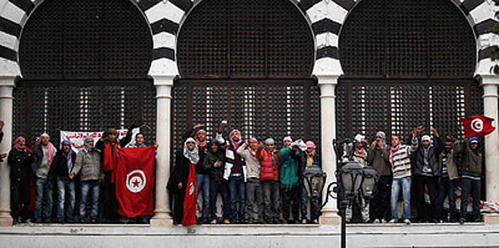 Что показала миру Тунисская революция? Отрывок из книги про историю арабов