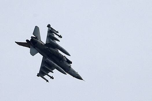 Главком НАТО в Европе озвучил проблемы подготовки украинских пилотов на F-16