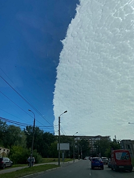 Облака над Нижним Новгородом выстроились «по линейке»