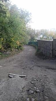 Саратовчанка рассказала об опасной дороге к школе в Заводском районе
