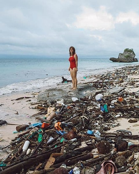 Индонезия находится на втором месте после Китая по количеству неперерабатываемого пластикового мусора — 3,22 миллиона тонн в год. 