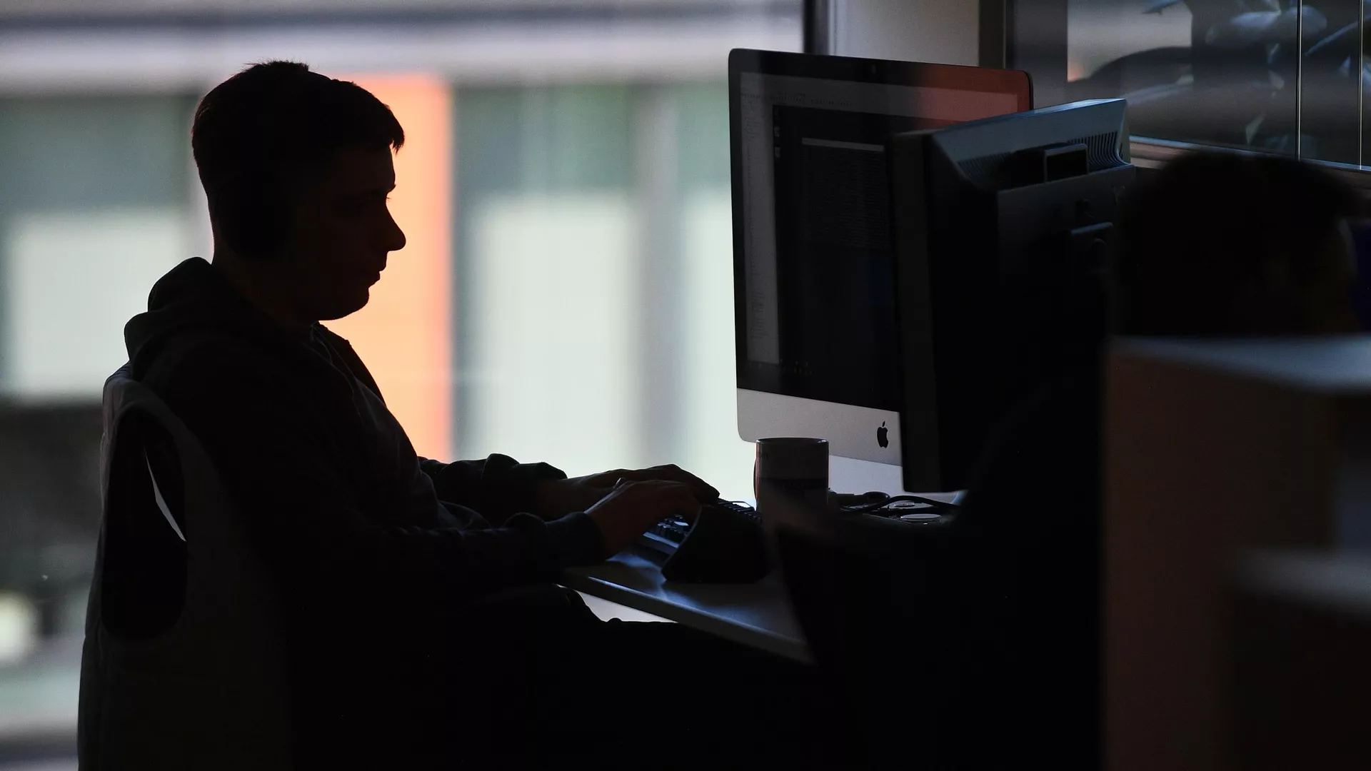 Россияне отказались работать шесть дней в неделю