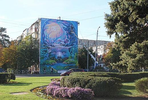 В Краснодаре уличные художники раскрасили еще один дом