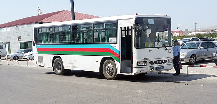 В Баку намерены кардинально решить проблему старого транспорта