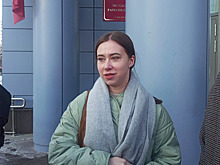 Сестра блогерши Александры Митрошиной расплакалась во время дачи показаний