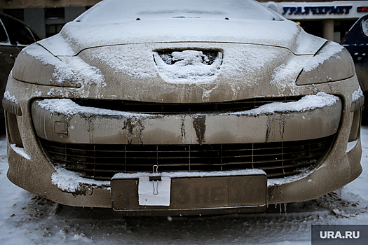 Екатеринбургские автомобилисты массово скрывают номера, чтобы избежать штрафов