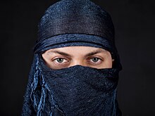 Ева Меркачёва попросила «понять» москвичку, попытавшуюся снять никаб с пассажирки в метро