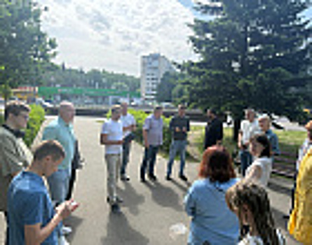 31 мая состоялся традиционный субботний обход главы управы – Максима Хлудова с жителями